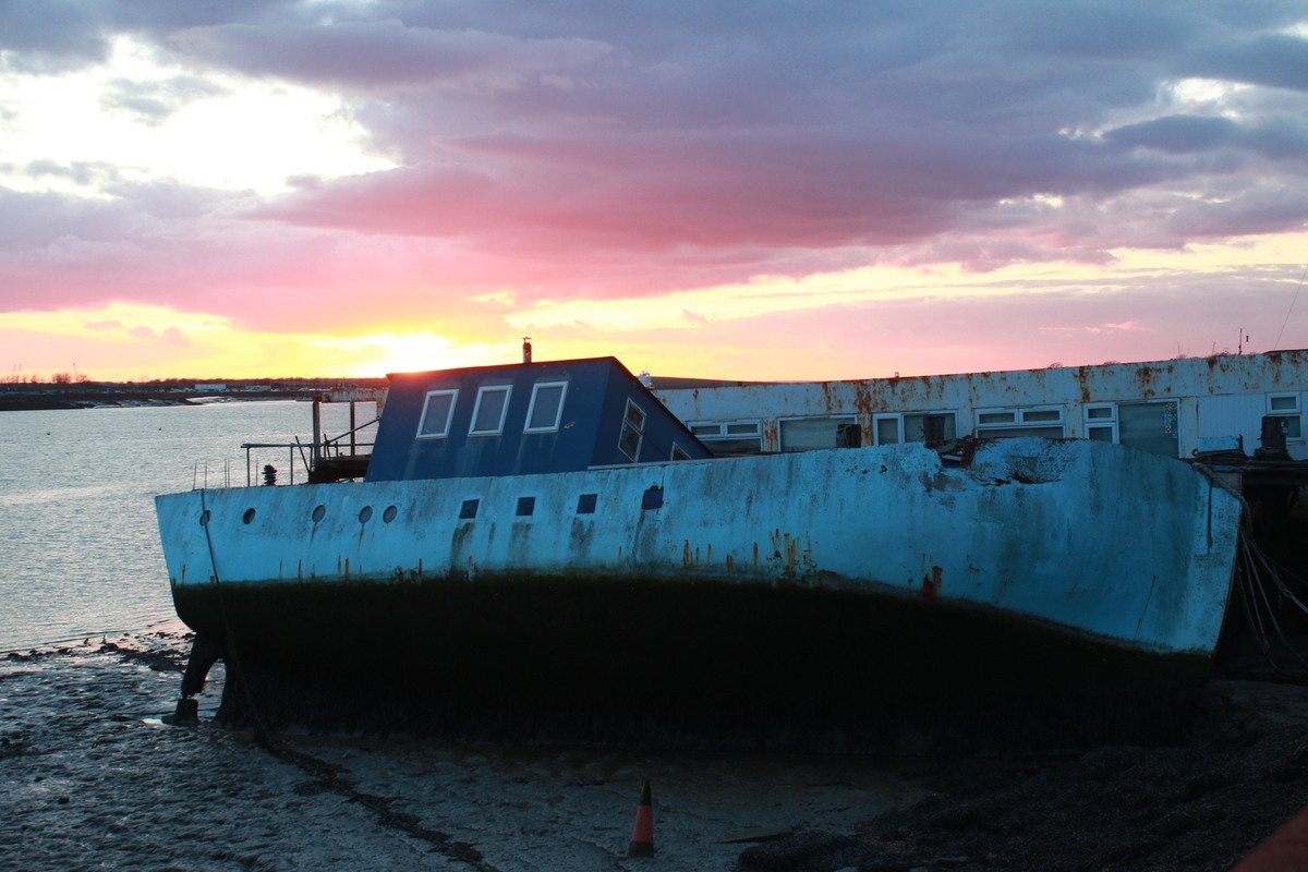 burnham on crouch winter 26